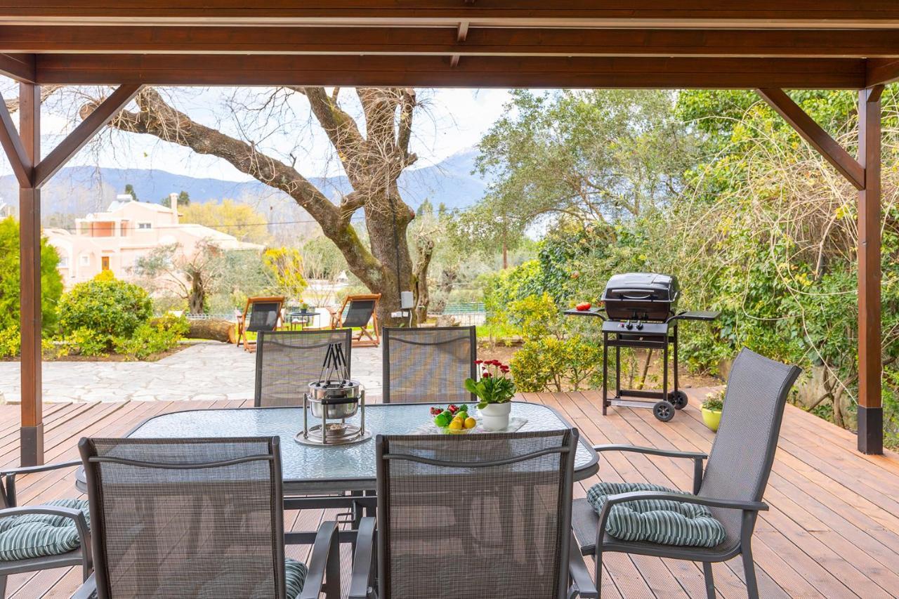 Spyrelia Villa With Private Pool & Outdoor Hot Tub Dassia  Exterior photo